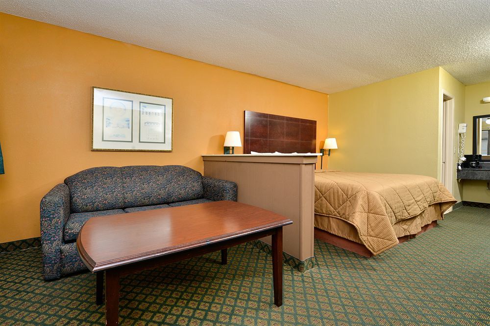 Hotel Super 8 By Wyndham Universal City